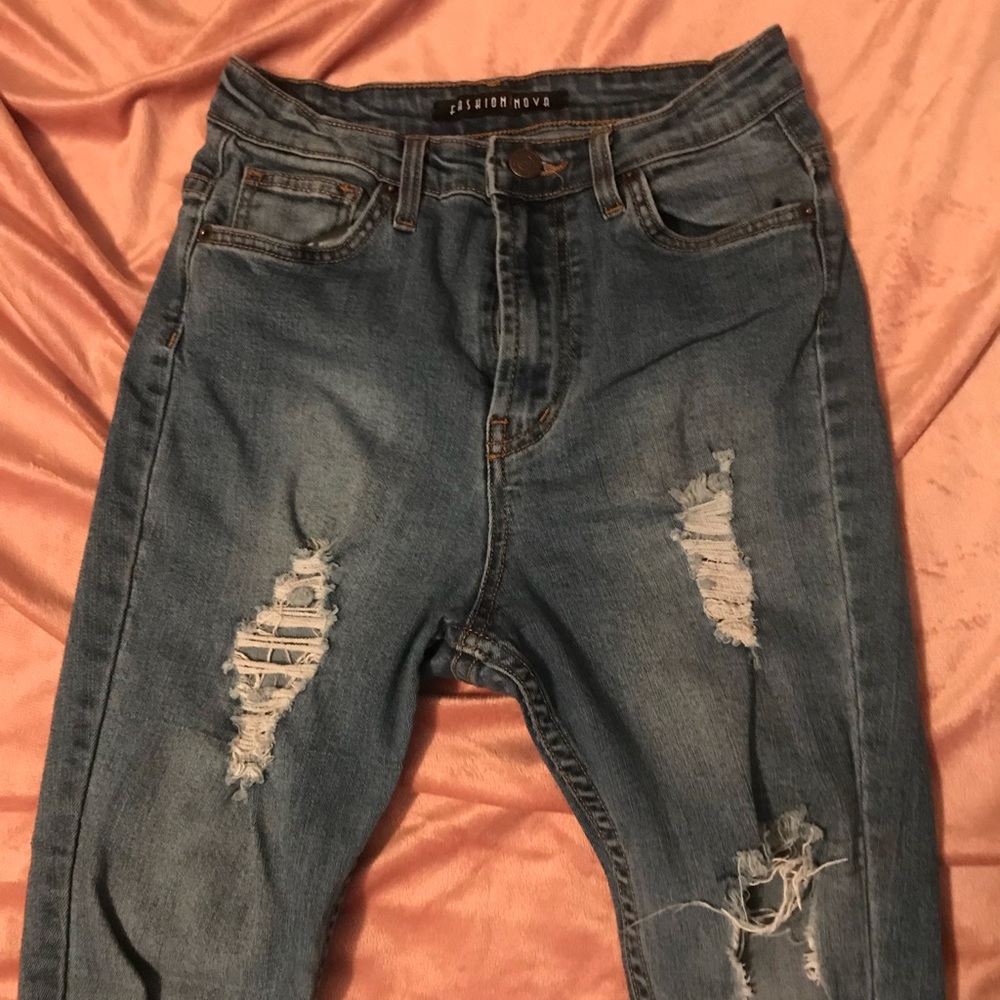 Fashion Nova Seek and Destroy Jeans